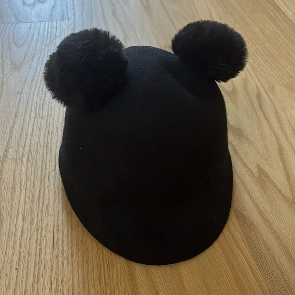 Zara Black Pom-Pom Kids Hat